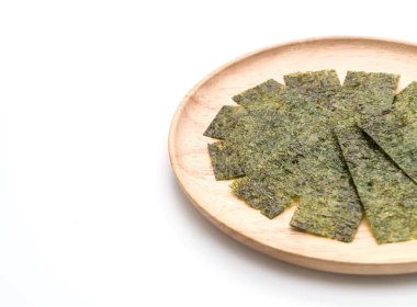 beyaz üzerine kurutulmuş yosun