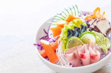 Karışık sashimi seti