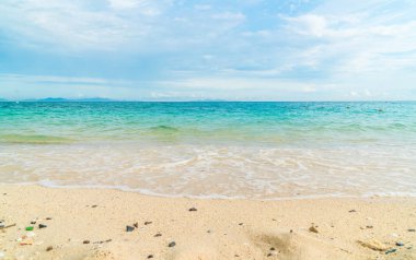 güzel tropikal plaj ve deniz manzara