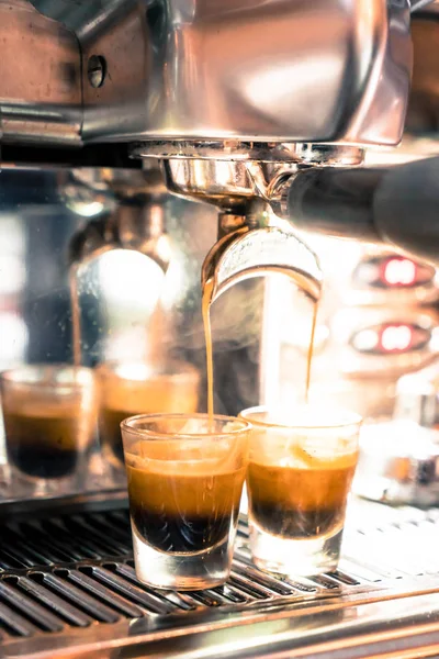 Bira bir kahve kahve makinesi