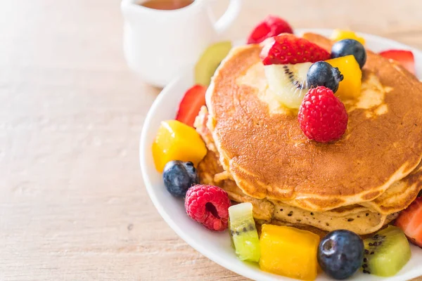 mix meyve ile gözleme