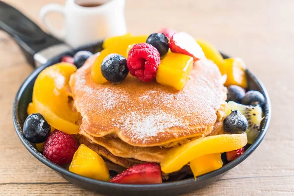 mix meyve ile gözleme