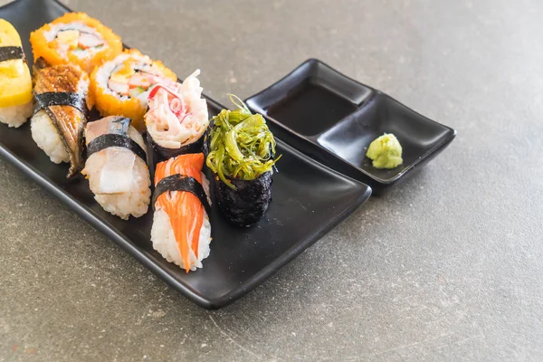 Rulo suşi ve maki