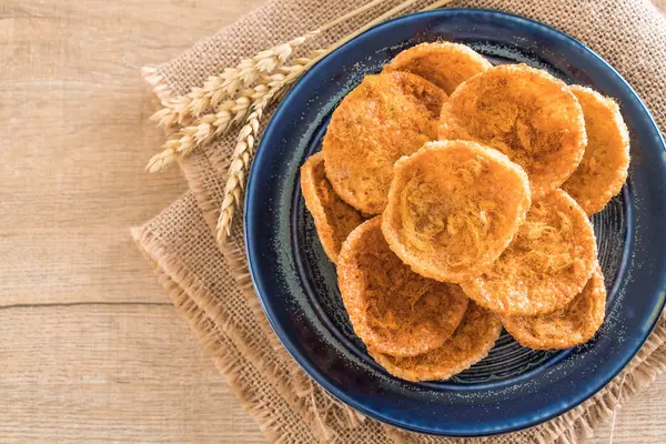 kurutulmuş rendelenmiş domuz etinin pirinç kraker