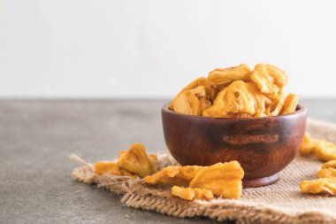 kurutulmuş ananas gevrek cipsi