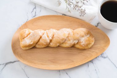 taze tereyağı rulo ekmek