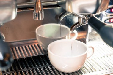 Bira bir kahve kahve makinesi