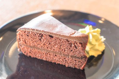 yeşil çay ile çikolatalı kek krem şanti