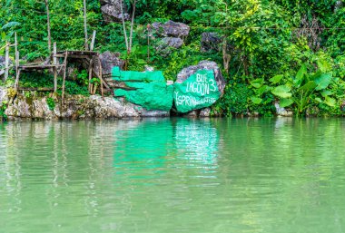 Lagoa Azul em vang vieng, laos