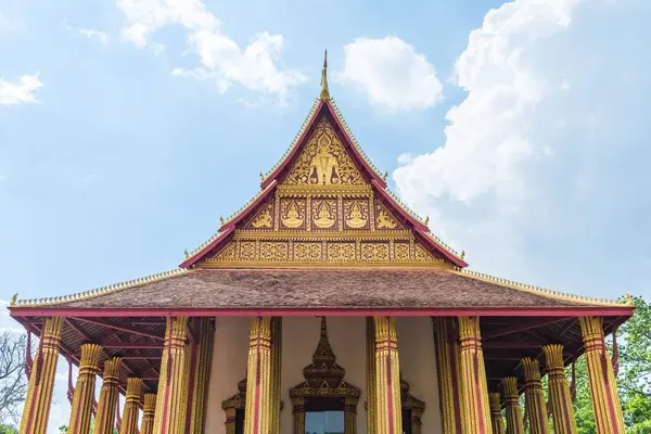 Piękna architektura hotelu Haw Phra Kaew świątyni — Zdjęcie stockowe