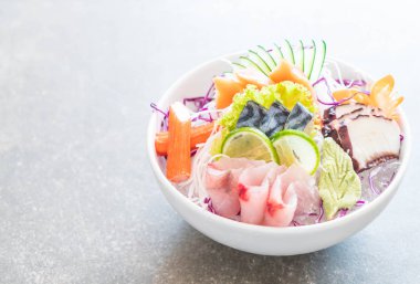 Karışık sashimi seti