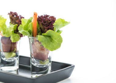 pastırma ile salata rulo