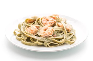 Karidesli ıspanak fettuccini makarna