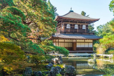 Gümüş Pavilion Ginkakuji Tapınağı'nda güzel mimari