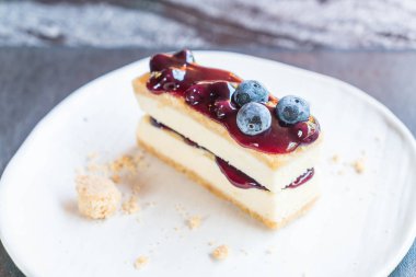 yaban mersini peynirli kek