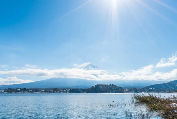 Góry San Fuji Kawaguchiko nad jeziorem. — Zdjęcie stockowe