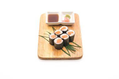 Somon maki sushi-Japon gıda tarzı