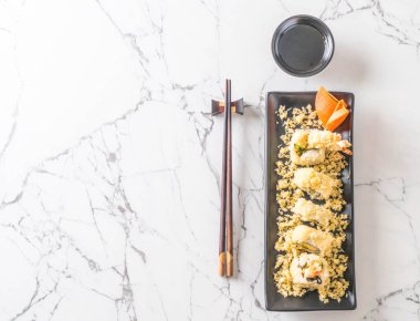 tempura karides suşi roll 