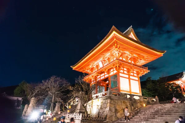 Bella architettura nel tempio Kiyomizu-dera Kyoto . — Foto Stock