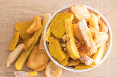 meyve yongaları karıştırın