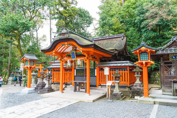 Hermosa arquitectura Fushimiinari Taisha ShrineTemple en Kyoto —  Fotos de Stock