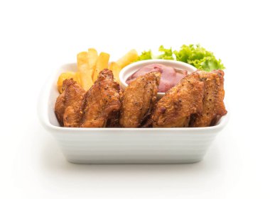 Kızarmış tavuk kanadı.