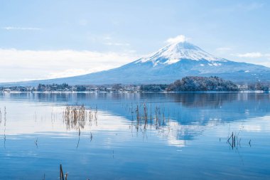 Dağ Fuji San Kawaguchiko Gölü.