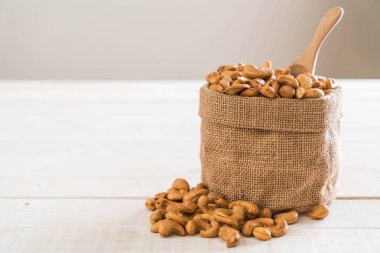 kavrulmuş kaju fıstığı