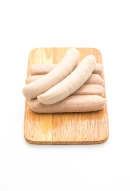 Beyaz arka plan üzerinde domuz sucuğu sosis
