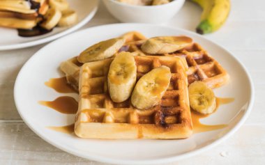 karamel ile muz gözleme