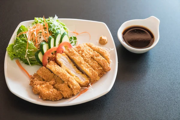 sebze soslu kızarmış pirzola domuz eti