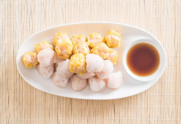  Akış karides köfte soslu