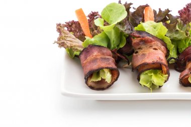 pastırma ile salata rulo