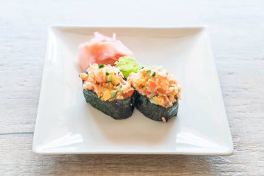 karışık sushi nigiri