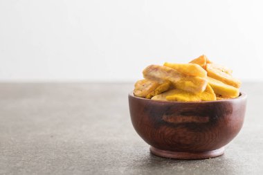 meyve yongaları karıştırın