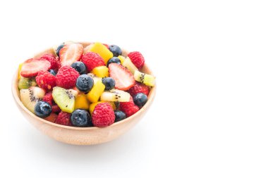 karışık taze meyve (çilek, ahududu, yaban mersini, kivi, mang