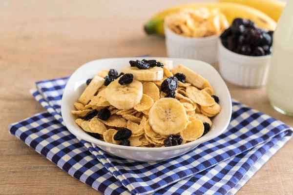 muz, Kuru üzüm ve süt ile tahıl 