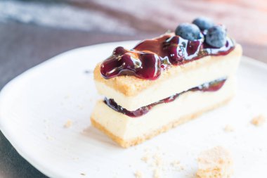 yaban mersini peynirli kek