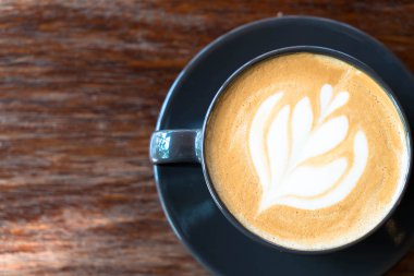 Sıcak latte kahve fincanı