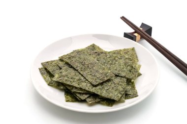 beyaz üzerine kurutulmuş yosun