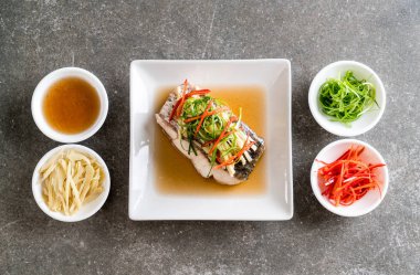 soya sosu Snapper balık buğulama