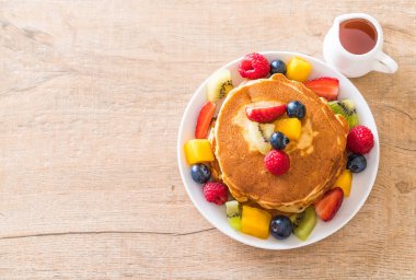 mix meyve ile gözleme