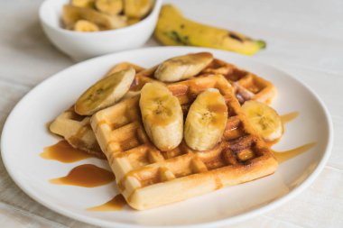 karamel ile muz gözleme