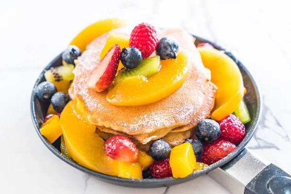 mix meyve ile gözleme