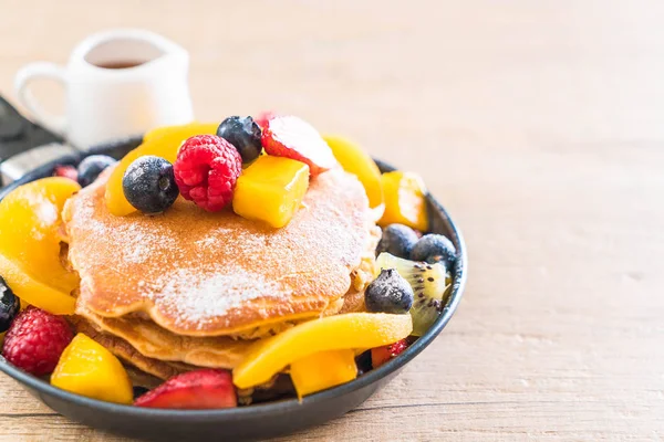 mix meyve ile gözleme