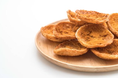 rendelenmiş domuz pirinç kraker ile kurutulmuş