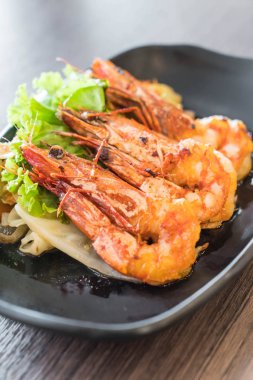 kızarmış karides veya karides 