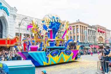 Osaka, Japonya - 21 Kasım 2016: Yeni festivale, yeniden doğmuş Parade, celeb