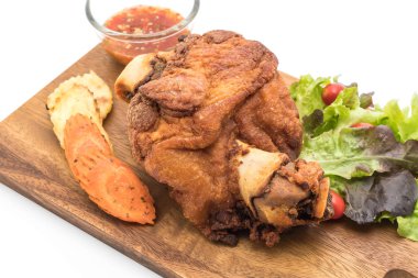 Gevrek domuz knuckle veya Alman domuz Hocks