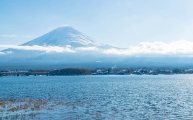 Dağ Fuji San Kawaguchiko Gölü.
